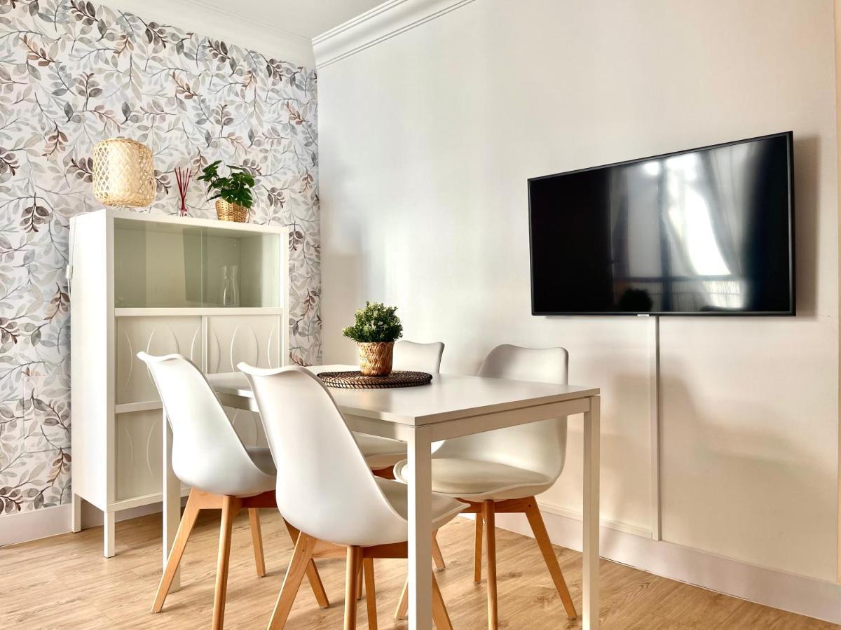 Piso Centrico En Apartamento